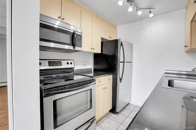 250 N Pearl Street 209, Denver, CO 80203