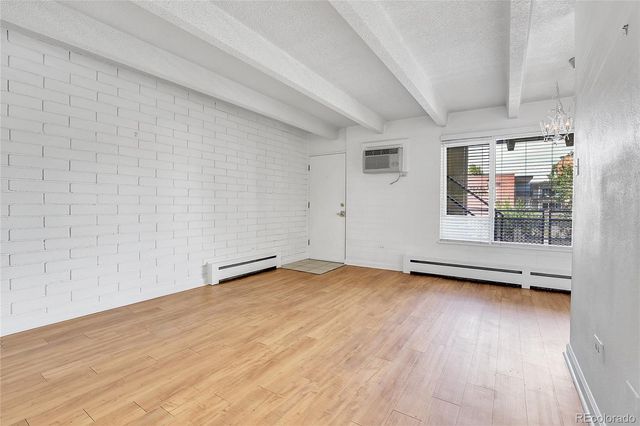 250 N Pearl Street 209, Denver, CO 80203
