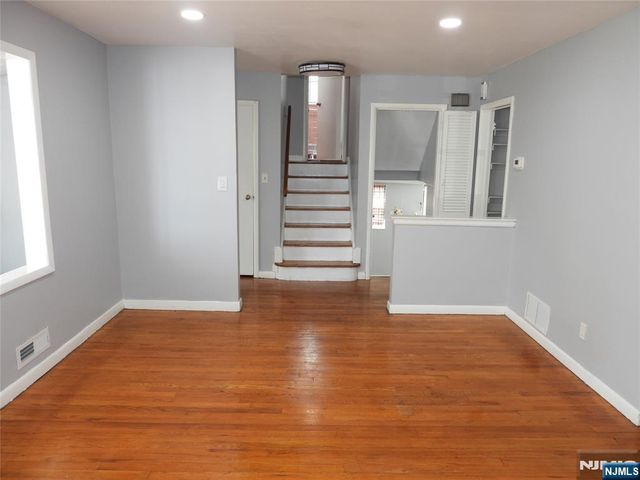133 Baldwin Avenue, Hasbrouck Heights, NJ 07604