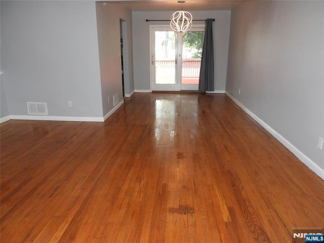 133 Baldwin Avenue, Hasbrouck Heights, NJ 07604