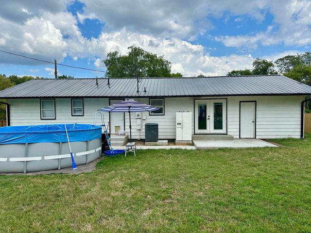 912 W Redbud Street, Jay, OK 74346