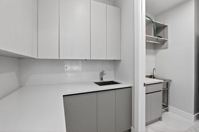 750 NE 16th Avenue, Fort Lauderdale, FL 33304