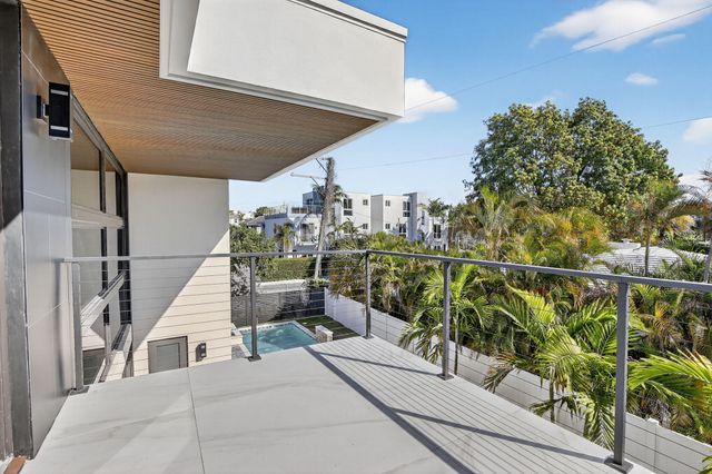 750 NE 16th Avenue, Fort Lauderdale, FL 33304