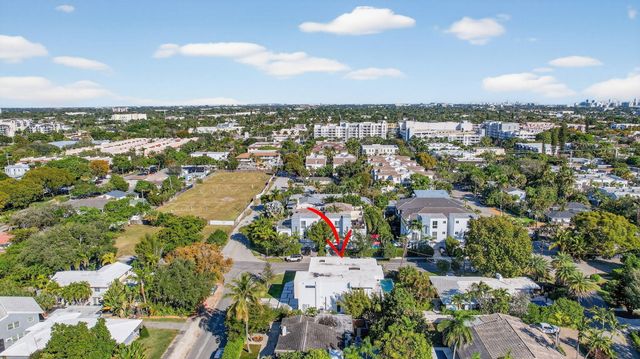 750 NE 16th Avenue, Fort Lauderdale, FL 33304
