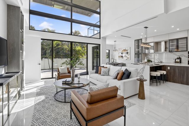 750 NE 16th Avenue, Fort Lauderdale, FL 33304