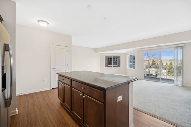 2220 Founders Drive 213, Northbrook, IL 60062