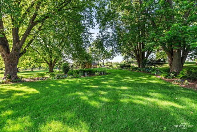 44W043 Fox Wilds Drive, St. Charles, IL 60175