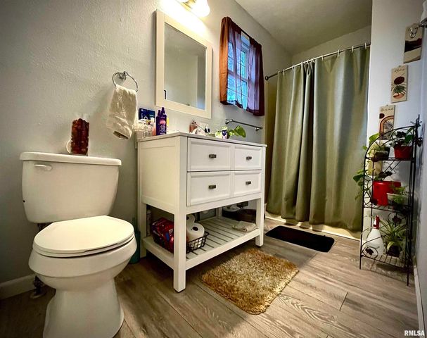 112 HILLCREST Drive, Goreville, IL 62939