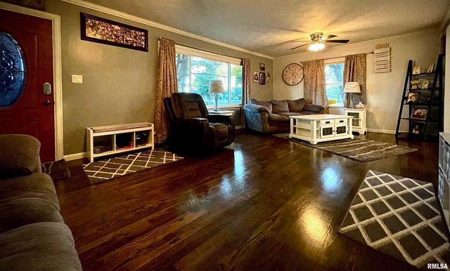 112 HILLCREST Drive, Goreville, IL 62939