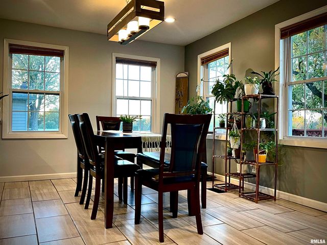 112 HILLCREST Drive, Goreville, IL 62939