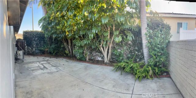 1645 Date, Torrance, CA 90503