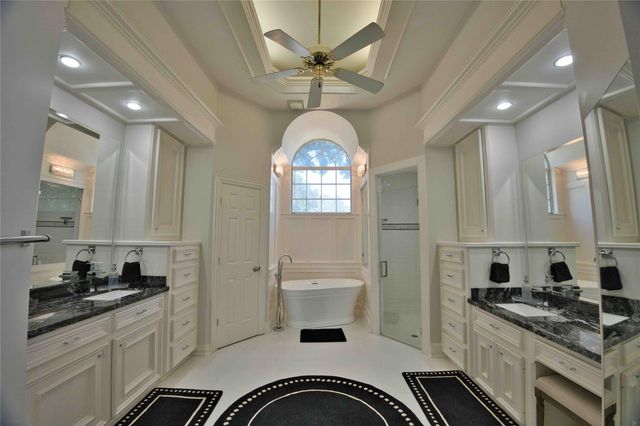 615 Timber Circle, Houston, TX 77079