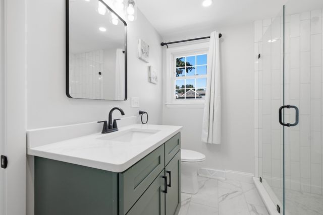 35 Ludlow Street, Acushnet, MA 02743