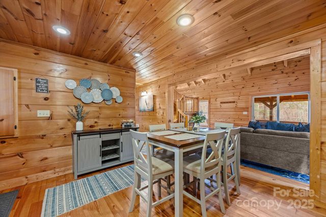 749 Henry Thompson Road, Tryon, NC 28782