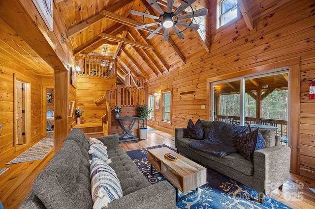 749 Henry Thompson Road, Tryon, NC 28782