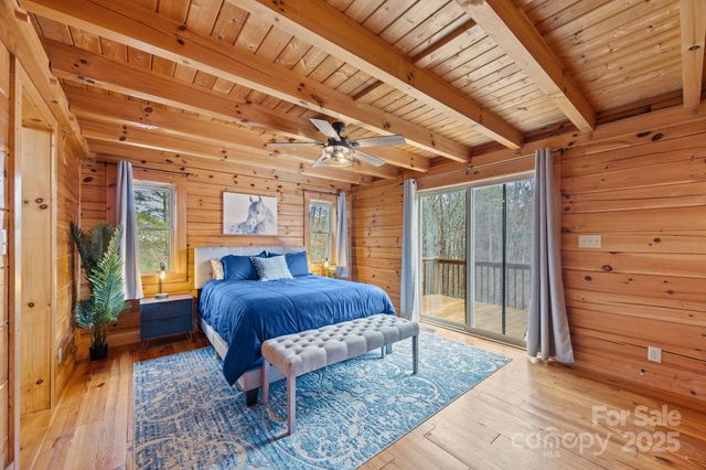 749 Henry Thompson Road, Tryon, NC 28782