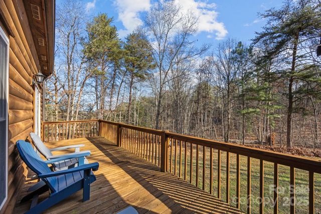 749 Henry Thompson Road, Tryon, NC 28782