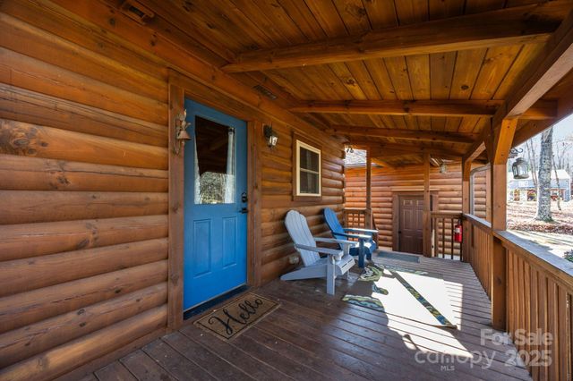 749 Henry Thompson Road, Tryon, NC 28782