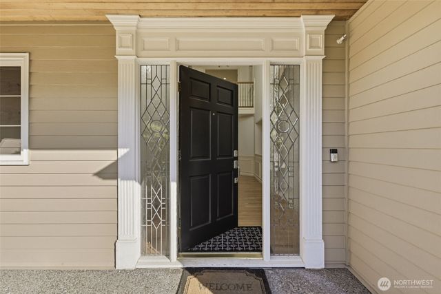 5570 176th Place SE, Bellevue, WA 98006