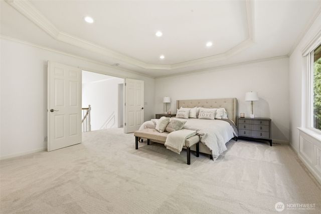 5570 176th Place SE, Bellevue, WA 98006