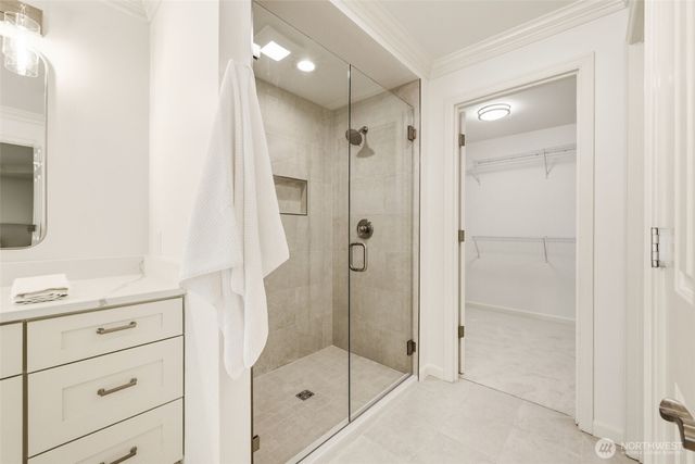 5570 176th Place SE, Bellevue, WA 98006