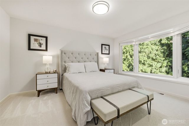 5570 176th Place SE, Bellevue, WA 98006