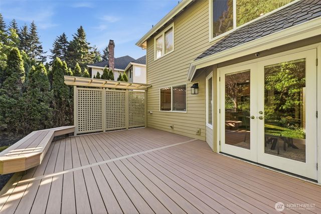 5570 176th Place SE, Bellevue, WA 98006
