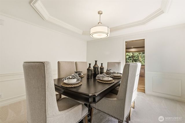5570 176th Place SE, Bellevue, WA 98006