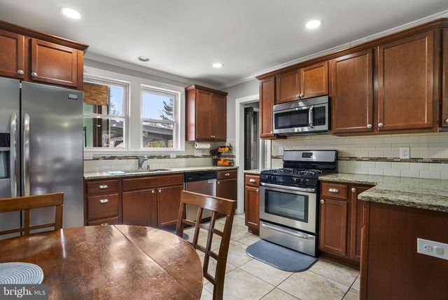 6318 IRVING AVE, Pennsauken, NJ 08109