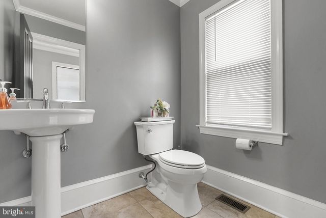 6318 IRVING AVE, Pennsauken, NJ 08109