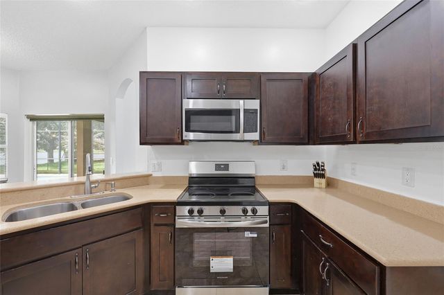 2901 SWEETSPIRE CIRCLE, Kissimmee, FL 34746