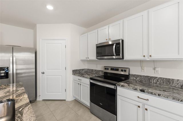 2891 LOTUS FLOWER TRAIL, Wesley Chapel, FL 33543