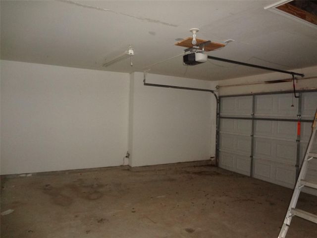 12105 La Salle Crossing, Conroe, TX 77304