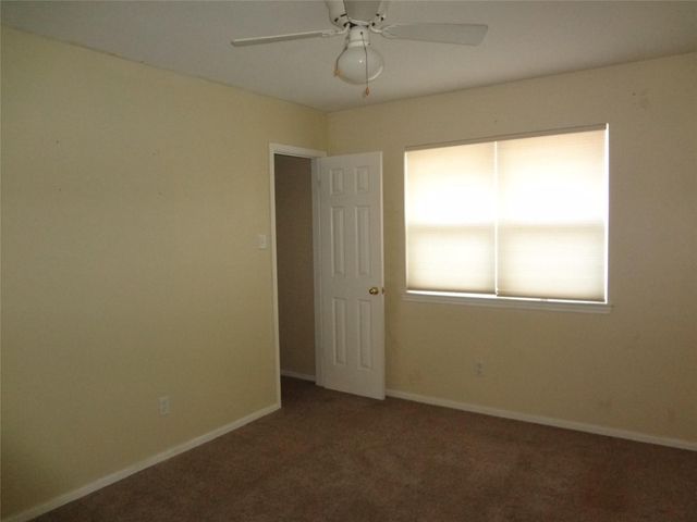 12105 La Salle Crossing, Conroe, TX 77304