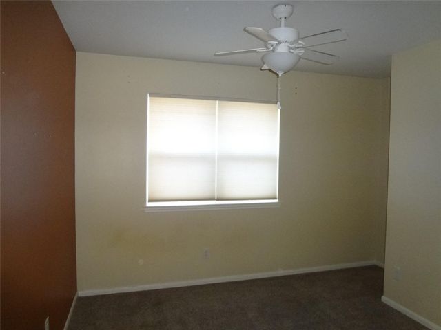 12105 La Salle Crossing, Conroe, TX 77304