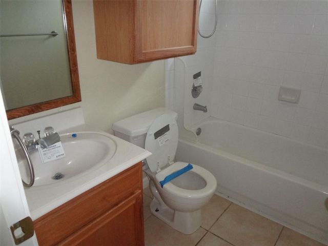 12105 La Salle Crossing, Conroe, TX 77304