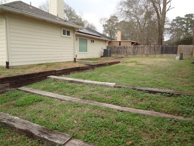 12105 La Salle Crossing, Conroe, TX 77304