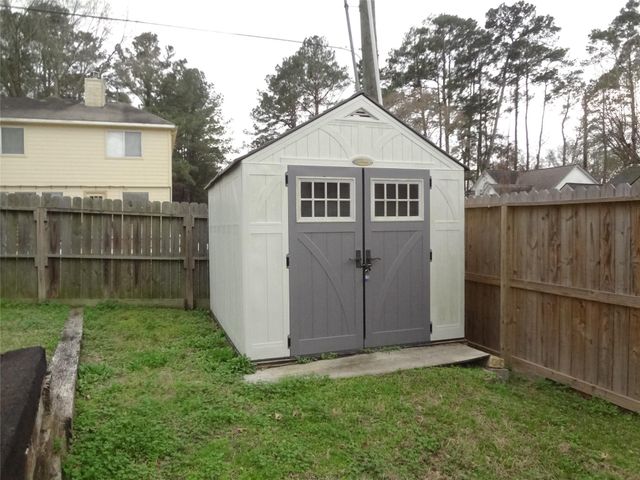 12105 La Salle Crossing, Conroe, TX 77304