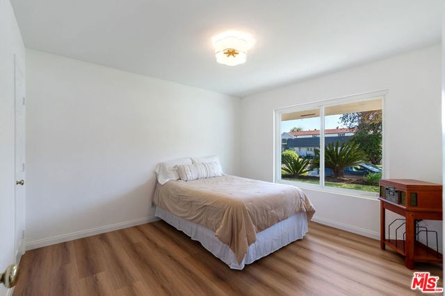 19 La Paz Court, Simi Valley, CA 93065