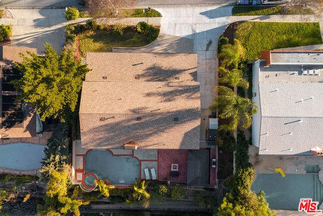 19 La Paz Court, Simi Valley, CA 93065