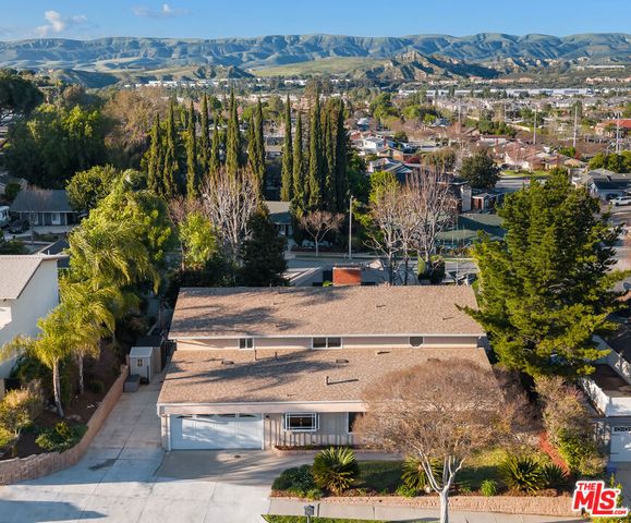 19 La Paz Court, Simi Valley, CA 93065