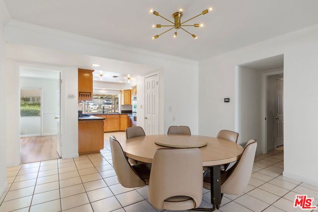 19 La Paz Court, Simi Valley, CA 93065