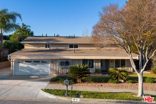 19 La Paz Court, Simi Valley, CA 93065