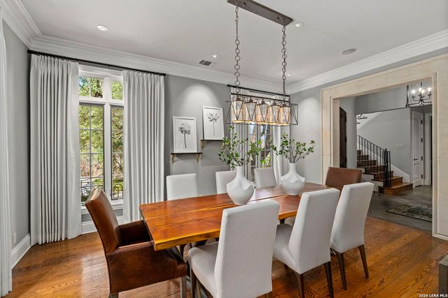 829 Contour Drive, San Antonio, TX 78212