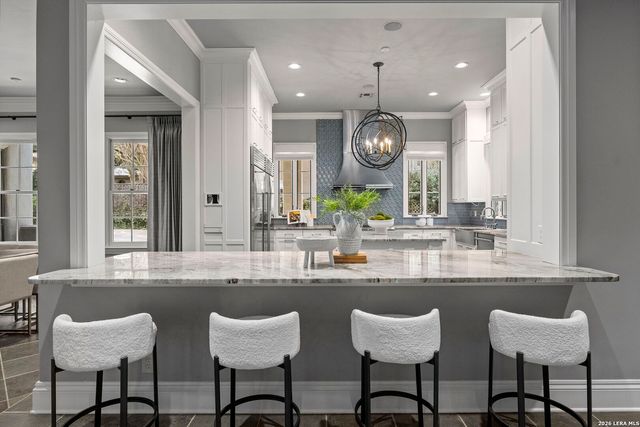 829 Contour Drive, San Antonio, TX 78212