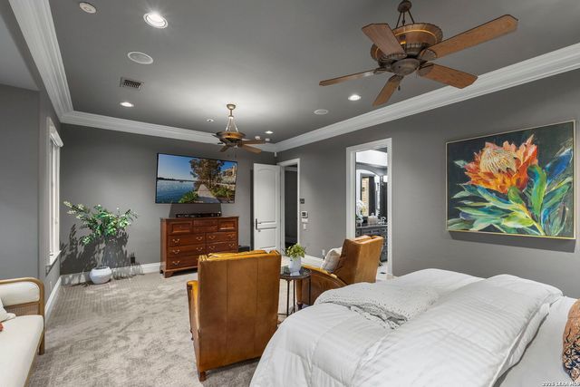 829 Contour Drive, San Antonio, TX 78212