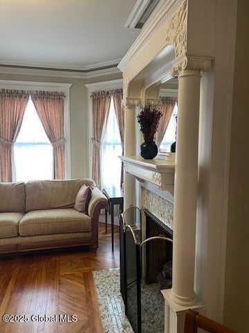 230 Green Street, Schenectady, NY 12305