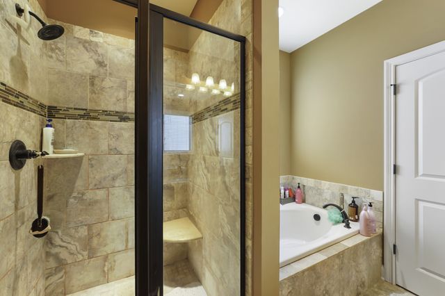 1076 Summerstar Cir, Gallatin, TN 37066