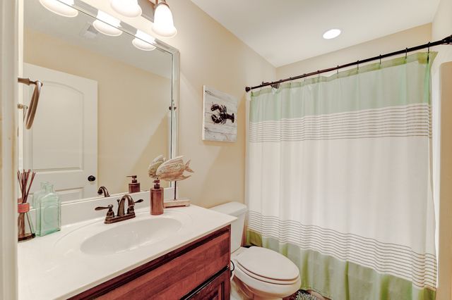 1076 Summerstar Cir, Gallatin, TN 37066