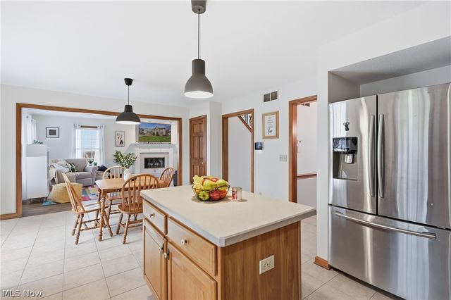 2031 Celestial Drive NE, Warren, OH 44484